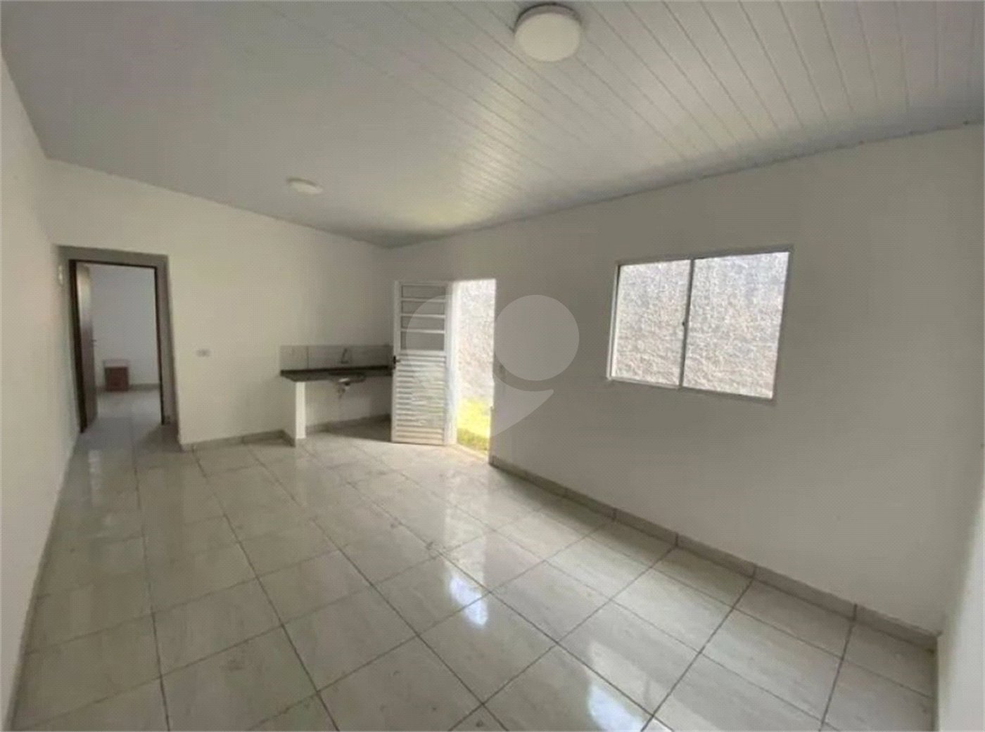 Casa Térrea à venda com 2 quartos em Vila Santa Helena, Atibaia, SP