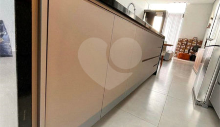 Casa à venda com 3 suítes no condomínio Residencial Golden Ville, Itapetininga - SP