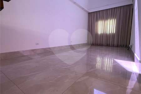 Casa à venda com 3 quartos, sendo 1 suíte,  no condomínio Horto Florestal Villagio, Sorocaba - SP