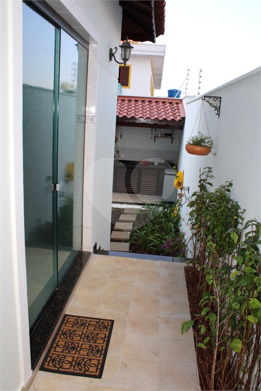 Sobrado à venda com 3 suítes em Vila Mazzei, São Paulo, SP