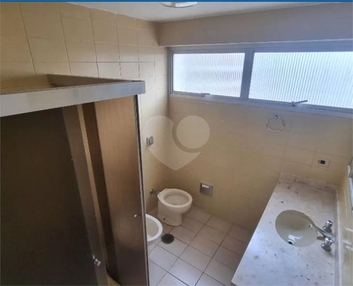 Apartamento à venda com 3 quartos em Pitangueiras, Guarujá, SP
