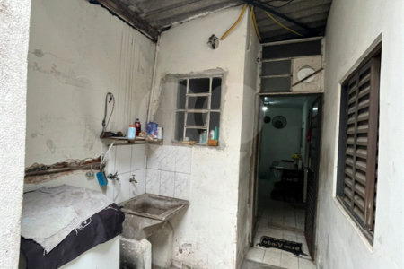 Casa à venda com 2 quartos em Santa Teresinha, São Paulo, SP