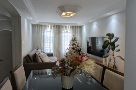 Sobrado à venda com 3 quartos, sendo 1 suíte, em Vila Medeiros, São Paulo, SP