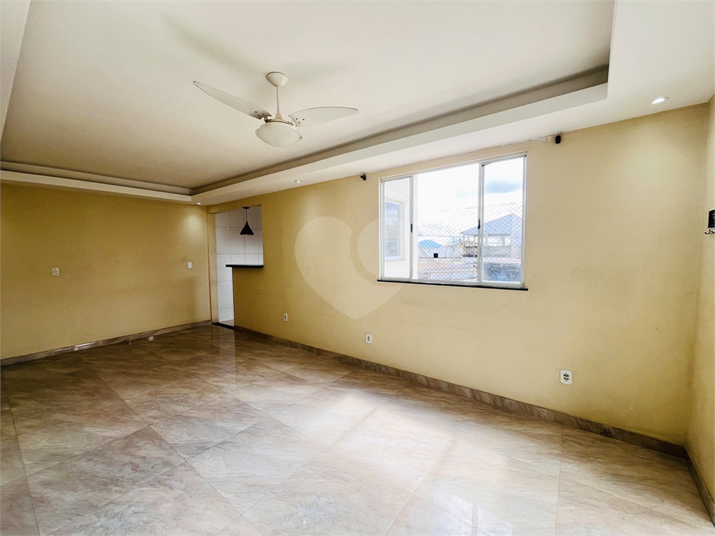Casa à venda com 3 quartos em Campo Grande, Rio de Janeiro, RJ