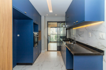 Apartamento à venda com 3 quartos, sendo 2 suítes, em Pinheiros, São Paulo, SP