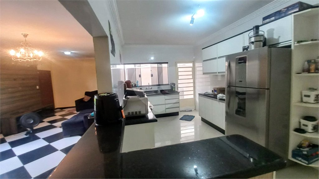 Casa à venda com 3 quartos, sendo 1 suíte,  em Jardim Residencial Martinez, Sorocaba, SP