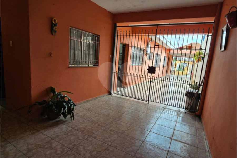 Casa à venda com 3 quartos, sendo 1 suíte, em Vila Pereira Cerca, São Paulo, SP