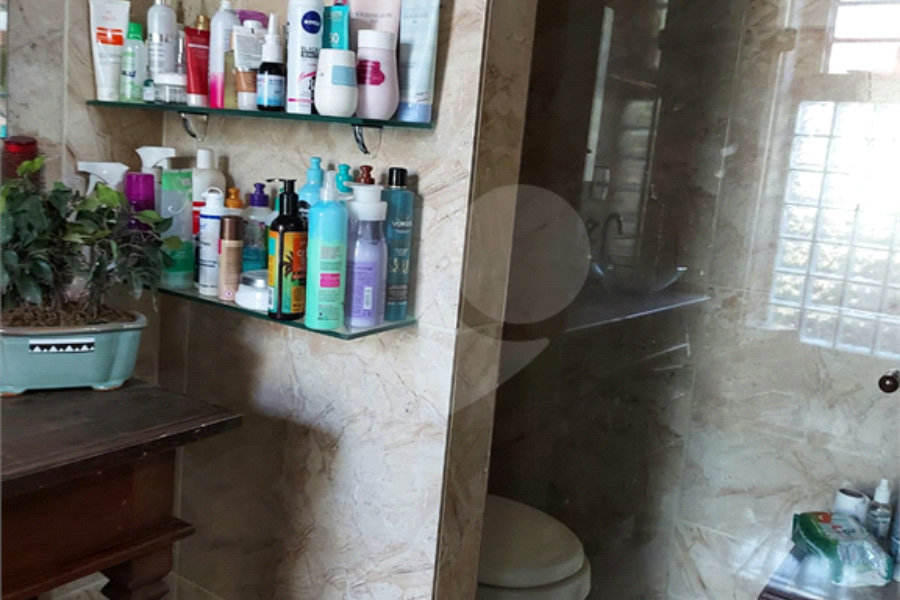 Casa à venda com 7 quartos, sendo 6 suítes, em Caceia, Mairiporã, SP