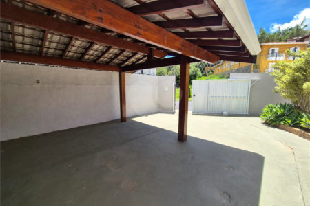 Casa Térrea à venda com 3 quartos, sendo 1 suíte, no Centro, Vinhedo, SP