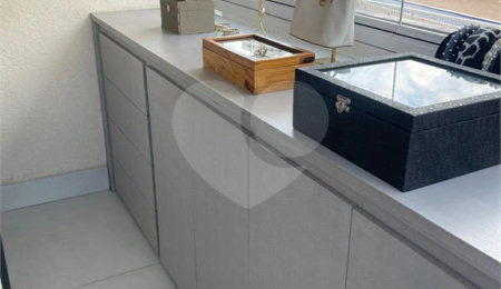 Apartamento à venda com 3 quartos, sendo 2 suítes,  em Santa Teresinha, São Paulo, SP