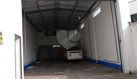 Salão Comercial para alugar em Vila Nastri, Itapetininga, SP