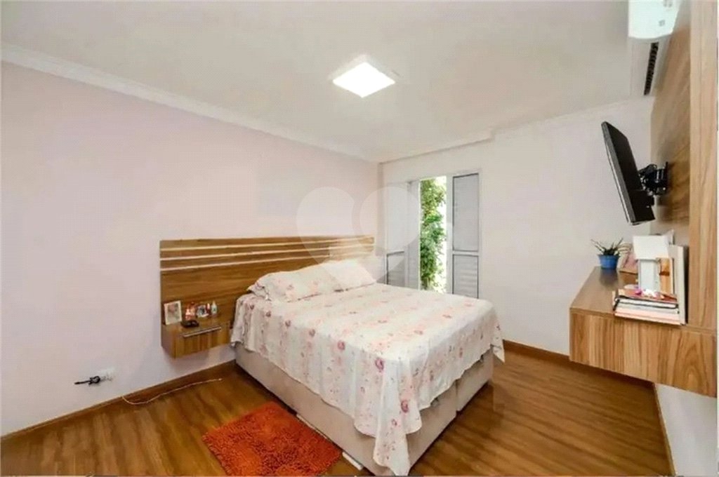 Sobrado à venda com 3 suítes em Vila Inah, São Paulo, SP