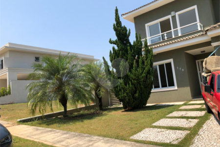 Casa à venda ou para alugar com 3 suítes no condomínio Jardim Vila Paradiso, Indaiatuba - SP