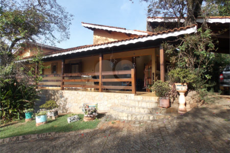Casa Térrea à venda com 3 quartos, sendo 1 suíte, em Mirante do Cachoeira, Piracaia, SP