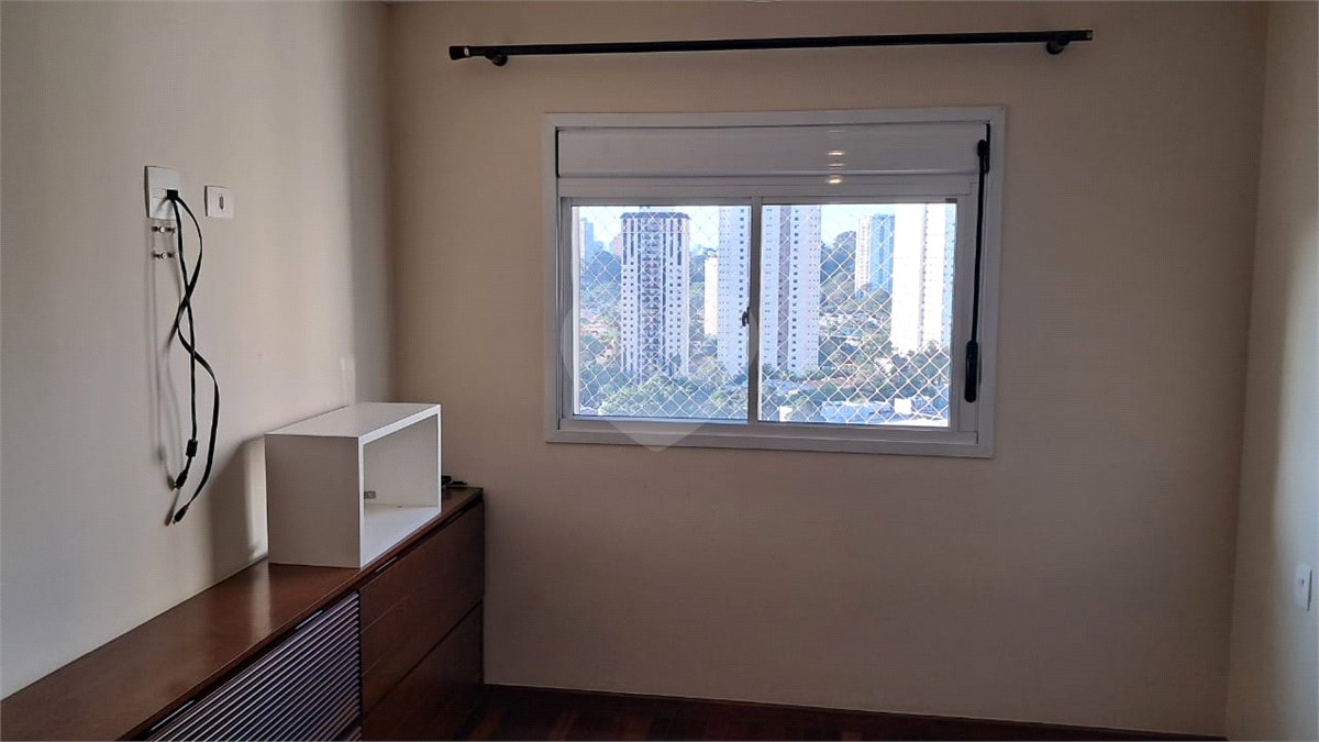 Apartamento à venda com 4 quartos, sendo 2 suítes, em Jardim Marajoara, São Paulo, SP