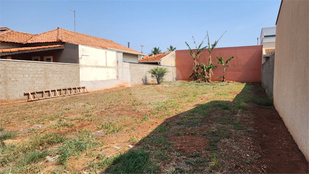 Terreno à venda em Jardim dos Flamboyants, Araraquara, SP