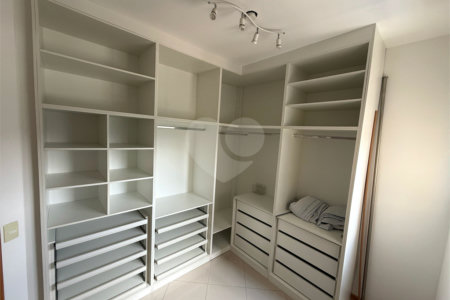 Apartamento à venda com 3 quartos, sendo 1 suíte,  em Baeta Neves, São Bernardo do Campo, SP