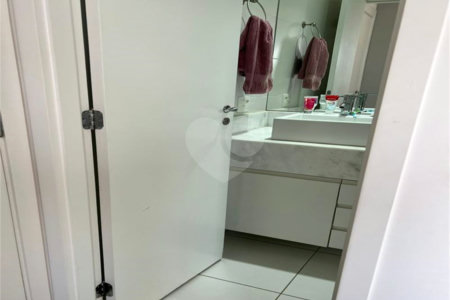 Apartamento à venda com 3 suítes em Jardim Caboré, São Paulo, SP