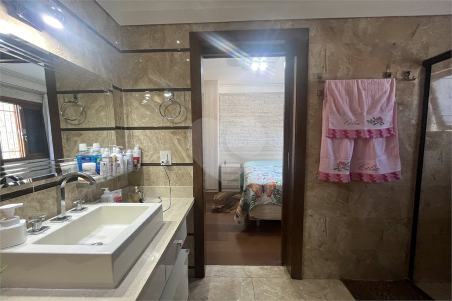 Casa à venda com 4 quartos, sendo 3 suítes, em Vila Guilherme, São Paulo, SP
