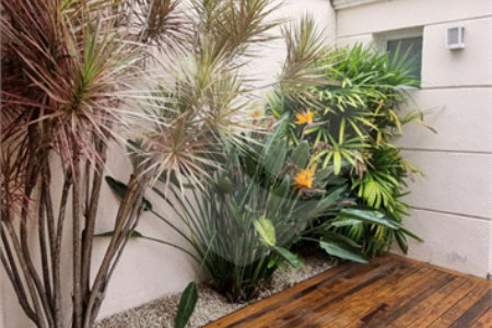 Casa à venda com 4 quartos, sendo 2 suítes, no condomínio Casas de Windsor, São Paulo - SP