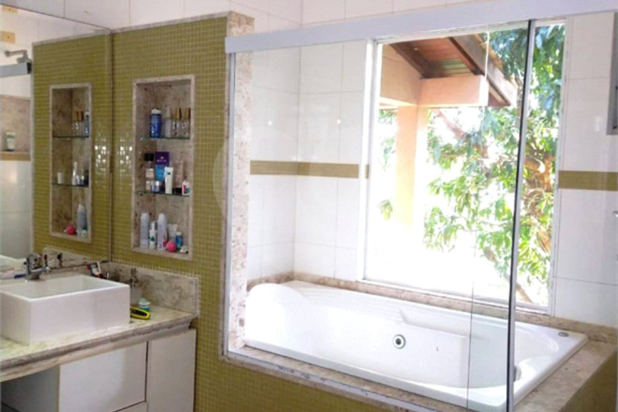 Casa à venda com 8 quartos, sendo 4 suítes, em Santa Inês, Mairiporã, SP