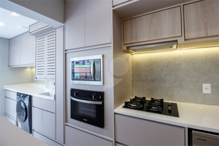 Apartamento à venda com 3 quartos, sendo 2 suítes, em Brooklin, São Paulo, SP