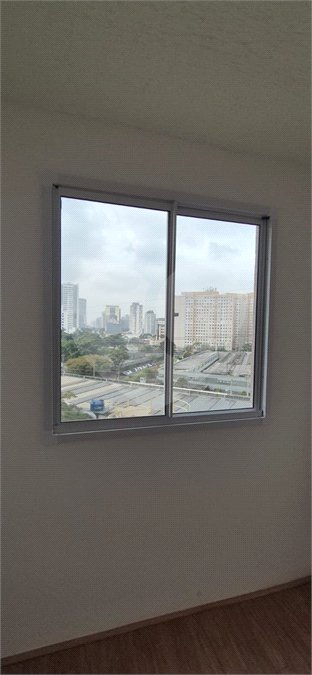 Apartamento à venda com 2 quartos em Parque Industrial Tomas Edson, São Paulo, SP