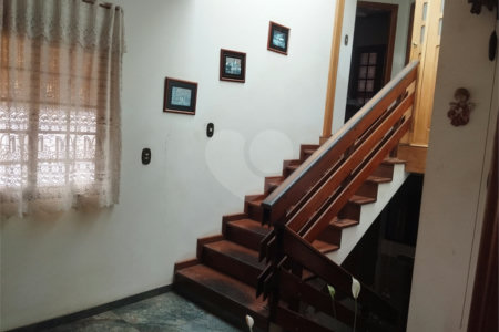 Sobrado à venda com 3 quartos, sendo 1 suíte, em Jardim Nova América, Araraquara, SP