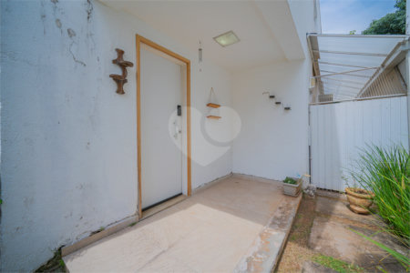 Casa à venda com 3 quartos, sendo 1 suíte,  no condomínio Queluz Vita - Casas, Cotia - SP