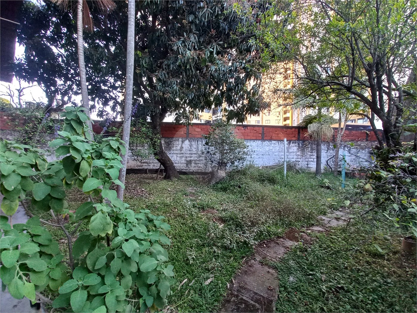 Casa à venda com 4 quartos, sendo 2 suítes,  em Parque Esmeralda, São Paulo, SP