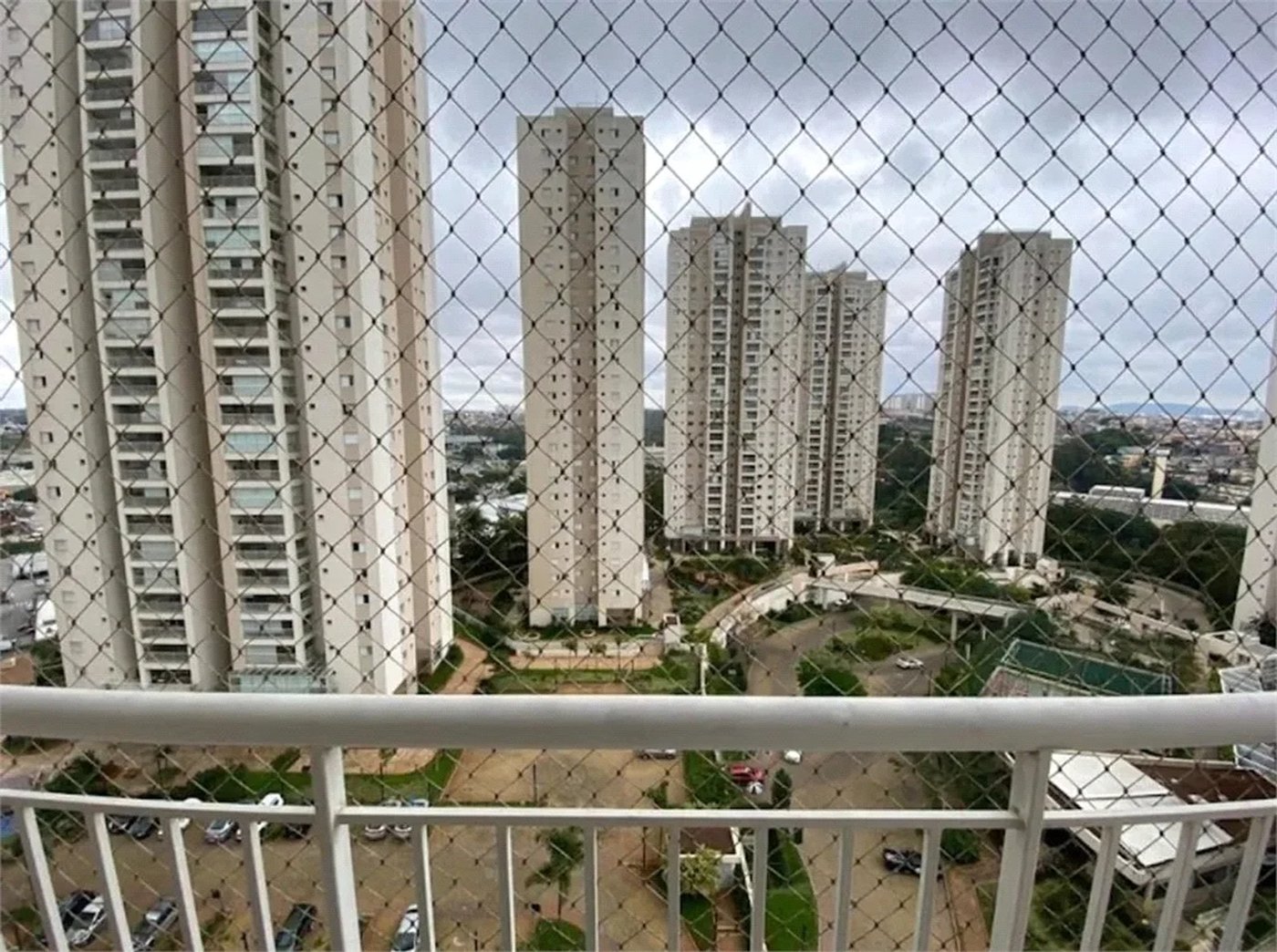 Apartamento à venda com 3 quartos, sendo 1 suíte, em Jardim Adhemar de Barros, São Paulo, SP