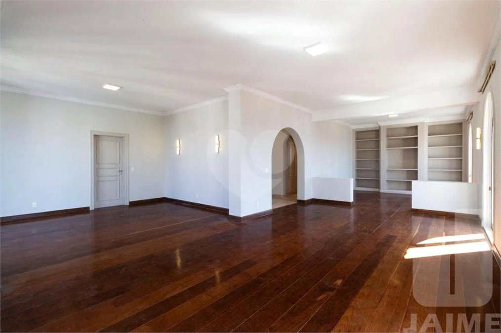 Apartamento à venda ou para alugar com 4 quartos, sendo 2 suítes, em Higienópolis, São Paulo, SP