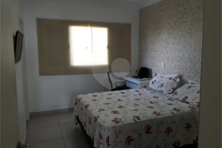 Casa à venda com 3 quartos, sendo 1 suíte, no condomínio Horto Florestal II, Sorocaba - SP