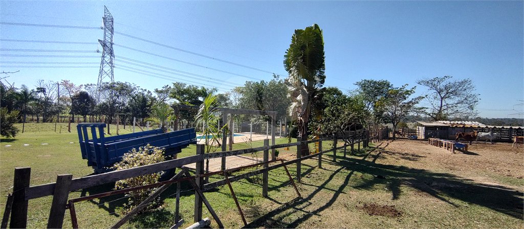 Sítio à venda com 2 suítes em Buru, Salto, SP