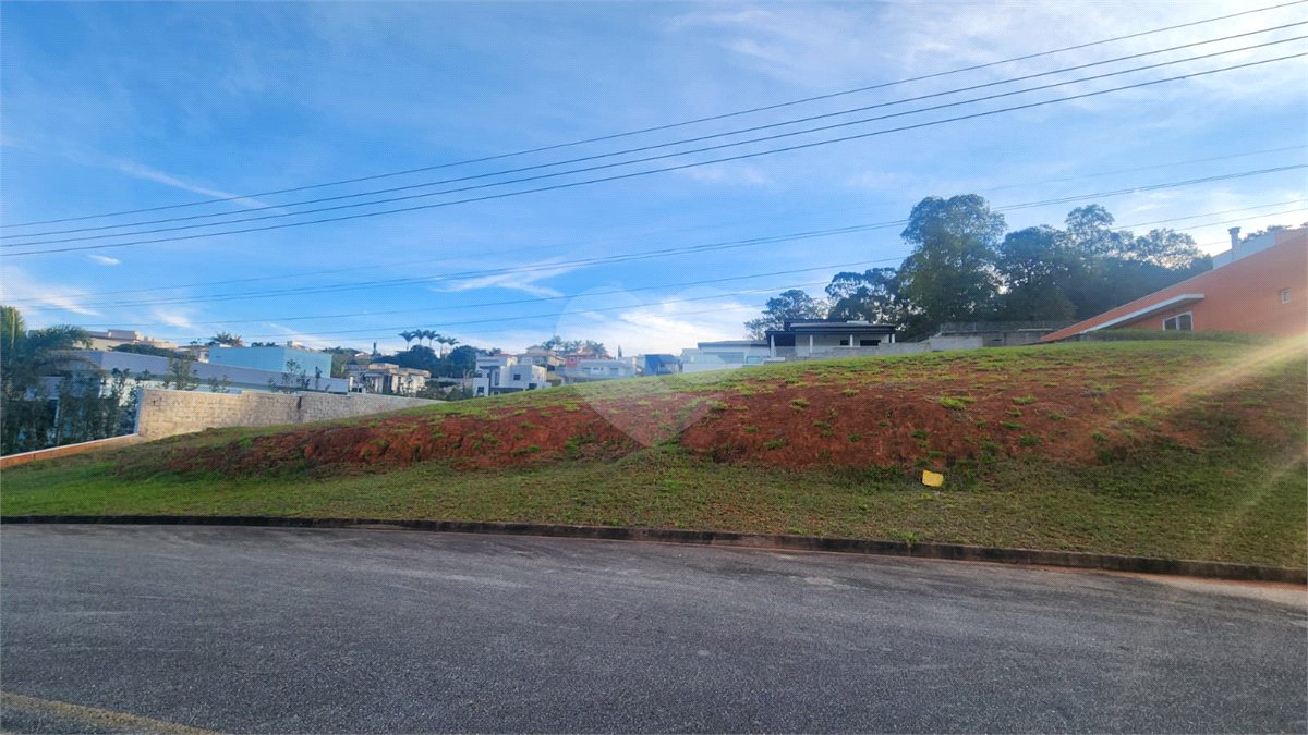 Terreno à venda no condomínio Villaggio Paradiso, Itatiba - SP