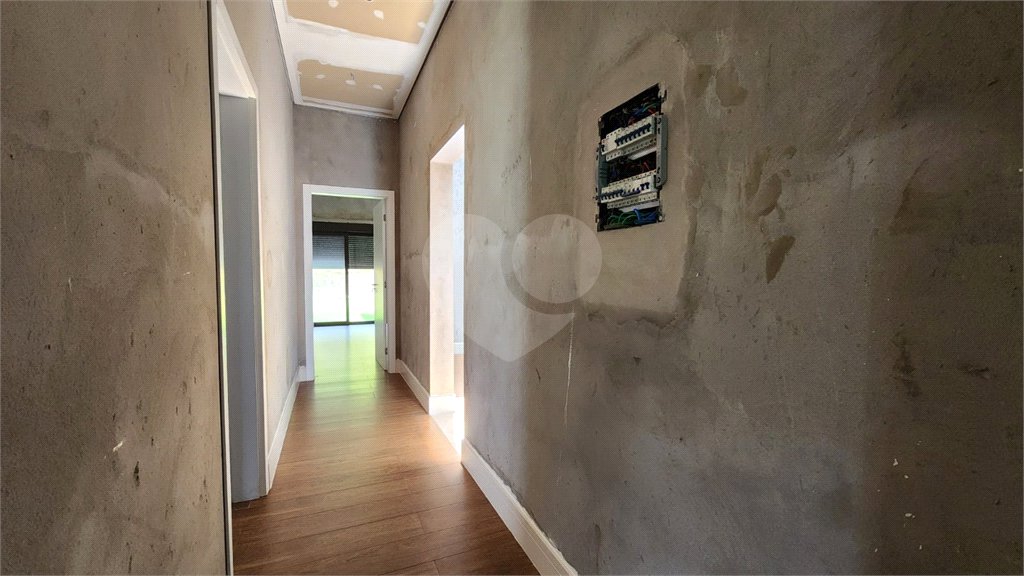 Casa à venda com 3 suítes no condomínio Residencial Jardim Primavera, Louveira - SP