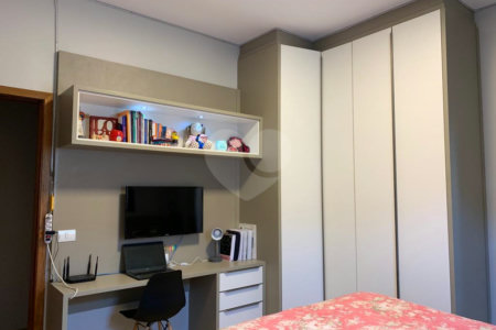 Casa à venda com 2 quartos, sendo 3 suítes, no Centro, Salto Grande, SP