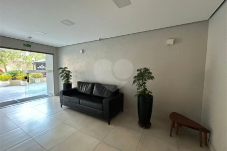 Apartamento à venda com 3 quartos, sendo 1 suíte,  em Planalto Paulista, São Paulo, SP