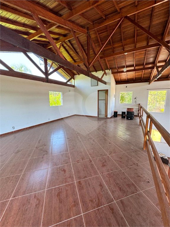 Sítio à venda com 3 quartos, sendo 1 suíte, em Jardim dos Laranjais, Indaiatuba, SP