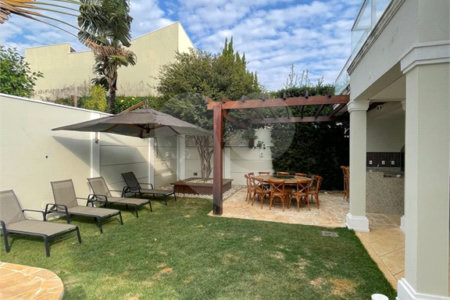 Casa à venda com 3 suítes no condomínio Villagio Di Verona, Vinhedo - SP