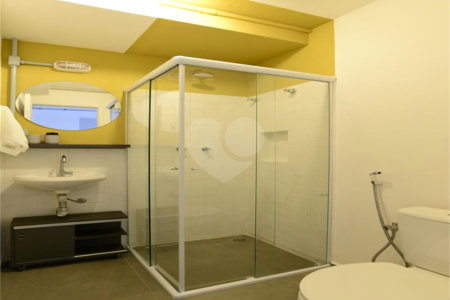 Apartamento à venda com 4 quartos, sendo 2 suítes, em Vila Olímpia, São Paulo, SP