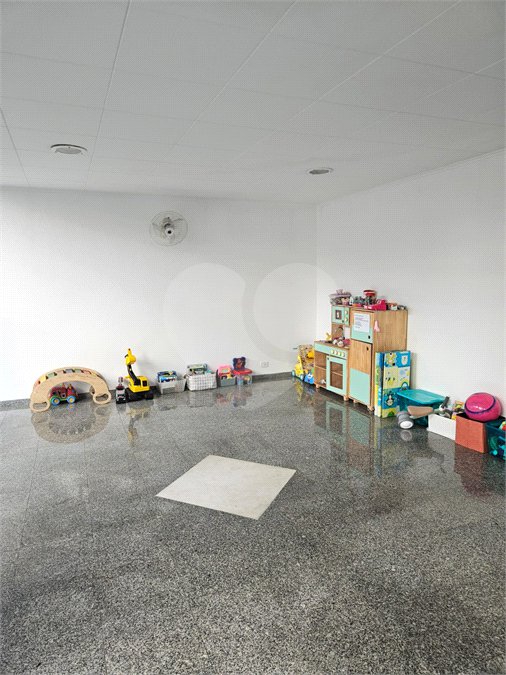 Apartamento à venda com 3 quartos, sendo 1 suíte,  em Itaim Bibi, São Paulo, SP