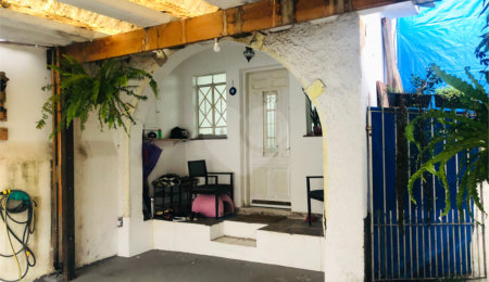 Sobrado à venda com 2 quartos em Santana, São Paulo, SP