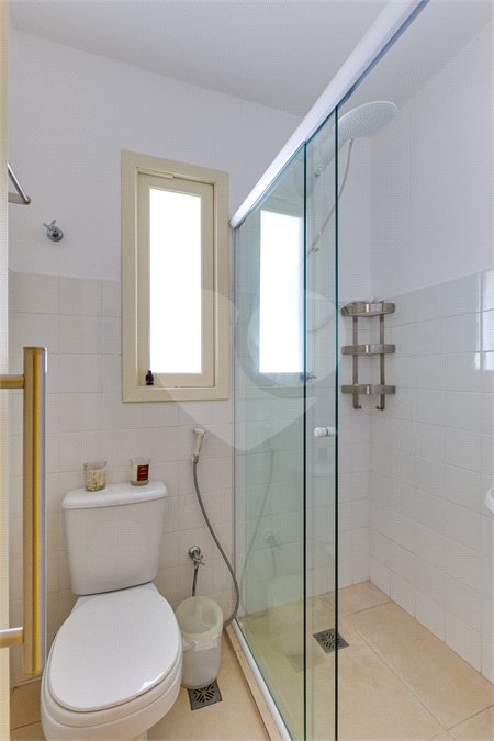 Casa de Vila à venda com 4 quartos, sendo 1 suíte, em Alto da Boa Vista, São Paulo, SP