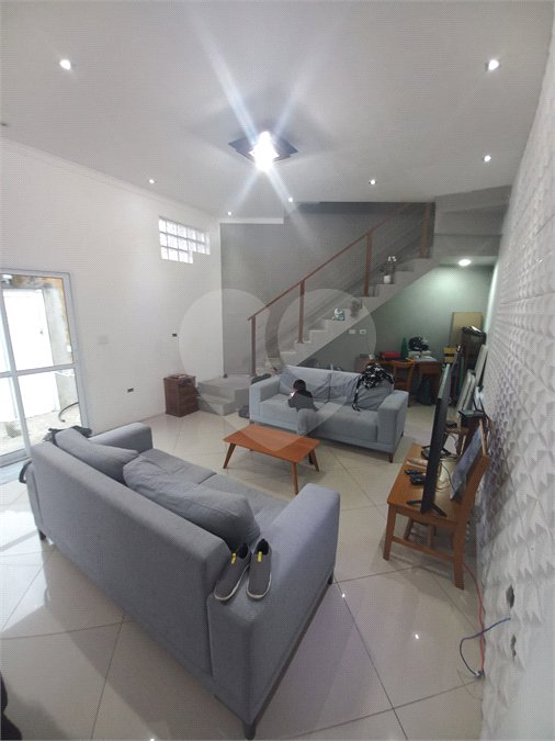 Sobrado à venda com 3 quartos, sendo 1 suíte, em Jordanópolis, São Bernardo do Campo, SP