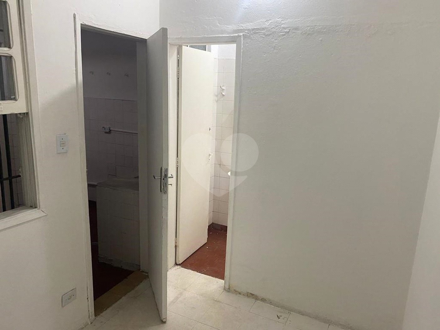 Sobrado à venda com 5 quartos, sendo 1 suíte, em Nova Piraju, São Paulo, SP