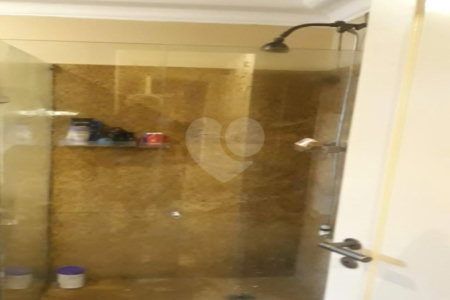 Apartamento à venda com 3 quartos, sendo 1 suíte, em Real Parque, São Paulo, SP