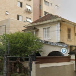 Casa/ Sobrado Amplo no Boqueirão/ Santos/SP