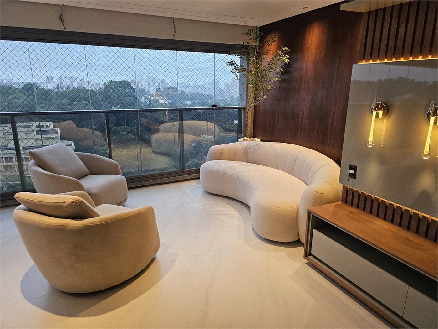 Apartamento à venda com 3 suítes em Jardim Fonte do Morumbi, São Paulo, SP
