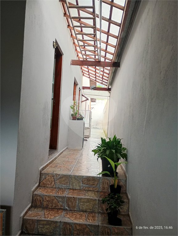 Casa à venda com 2 quartos, sendo 1 suíte,  em Jardim Cambuci, Mogi das Cruzes, SP